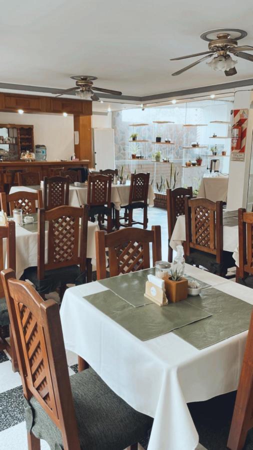 Hotel Salvador Catamarca ซานแฟร์นันโด เดล บาเญ เด กาตามาร์กา ภายนอก รูปภาพ